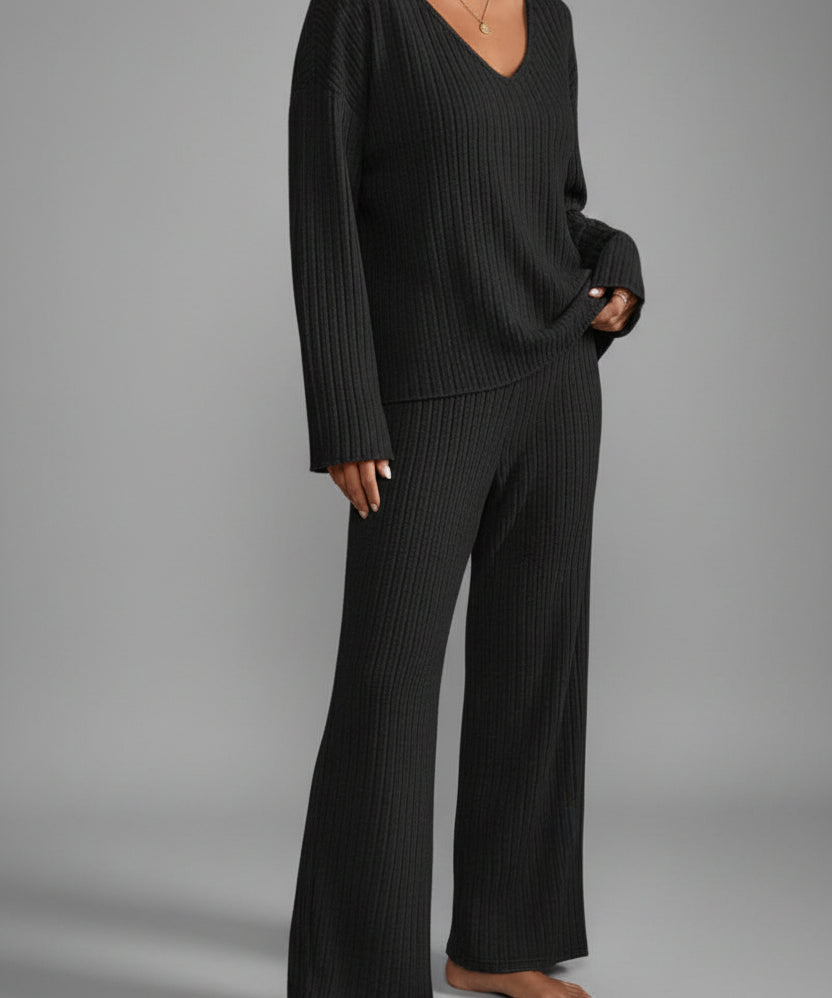 Luvia – Soft Ribbed Lounge Set