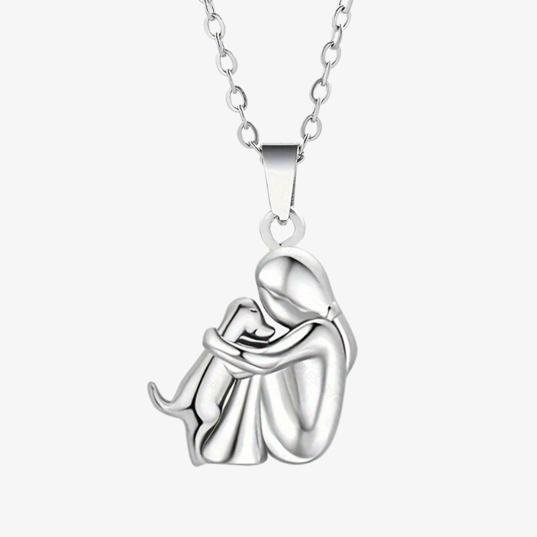 Fabiola - Necklace with a dog pendant