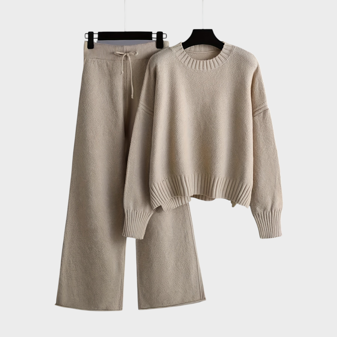 SIENNA - Soft Knit Ensemble