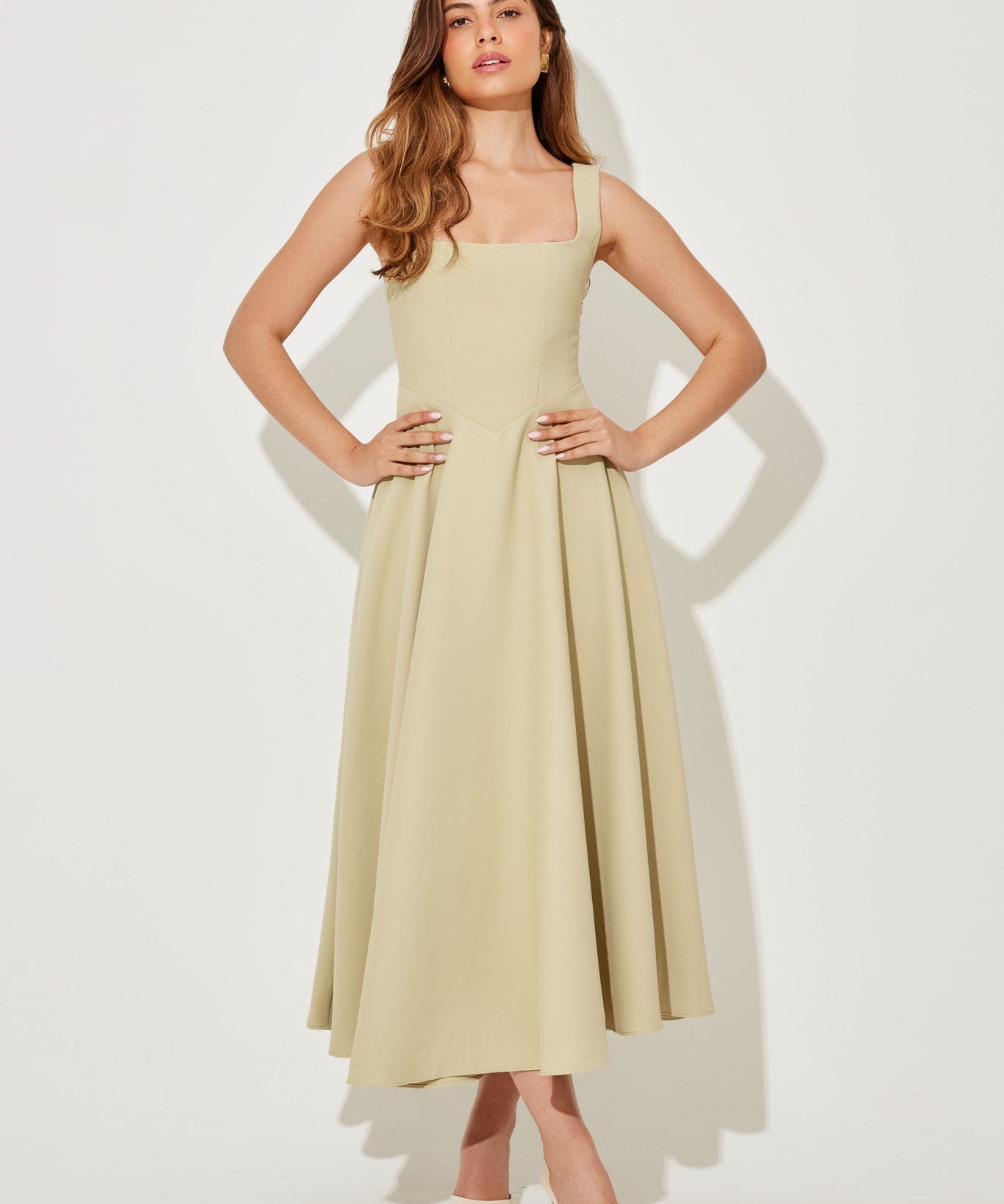 Serene – Pure Line Dress