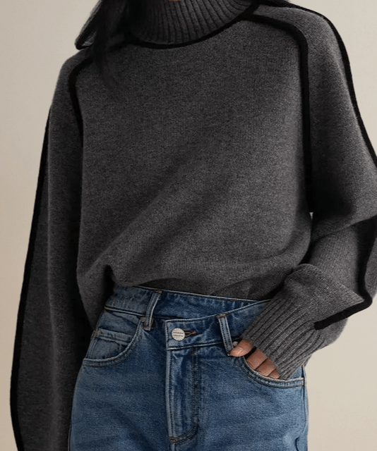 Lara - Sweater with High Neck