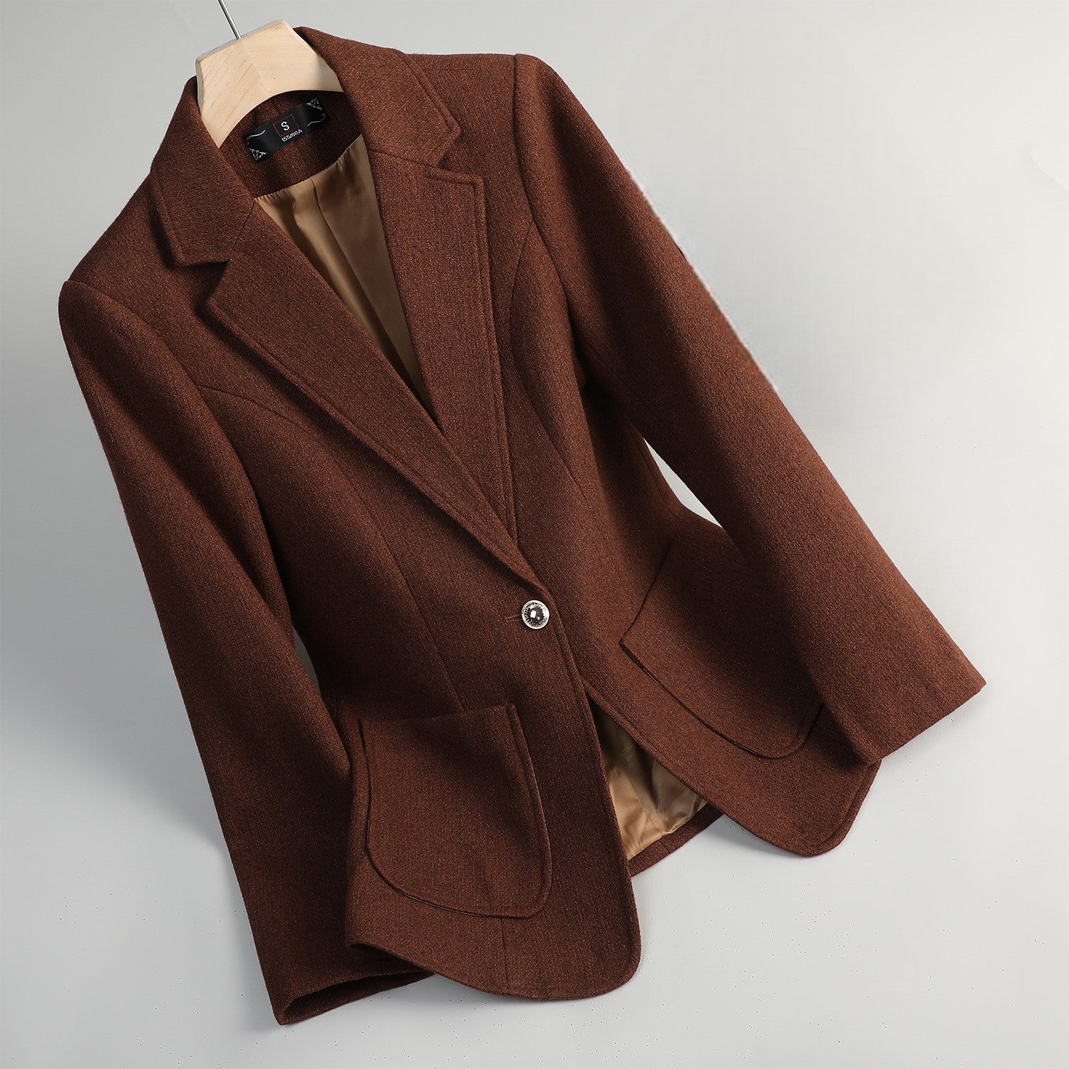 Varena - Textured Classic Blazer