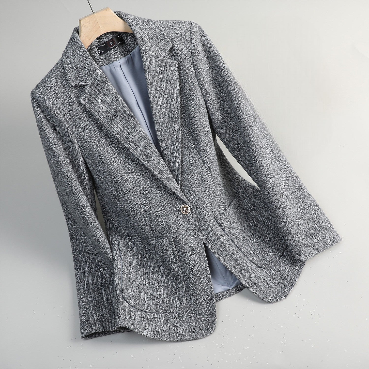 Varena - Textured Classic Blazer