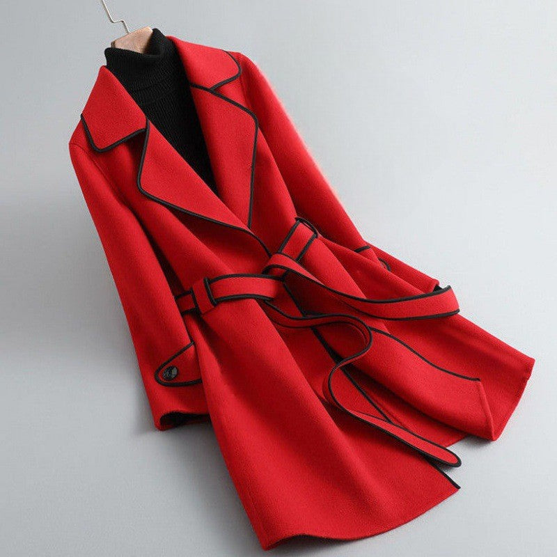 Célora - Contrast Trim Wrap Coat
