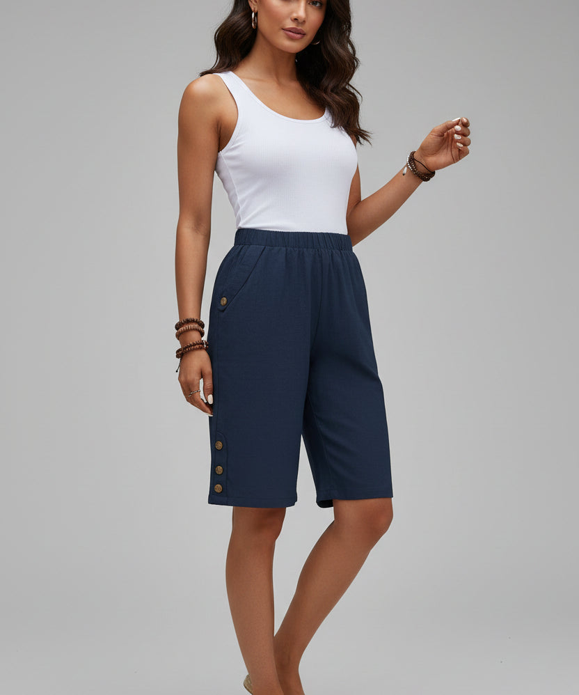 Elmyra – Clean Fit Button Detail Shorts