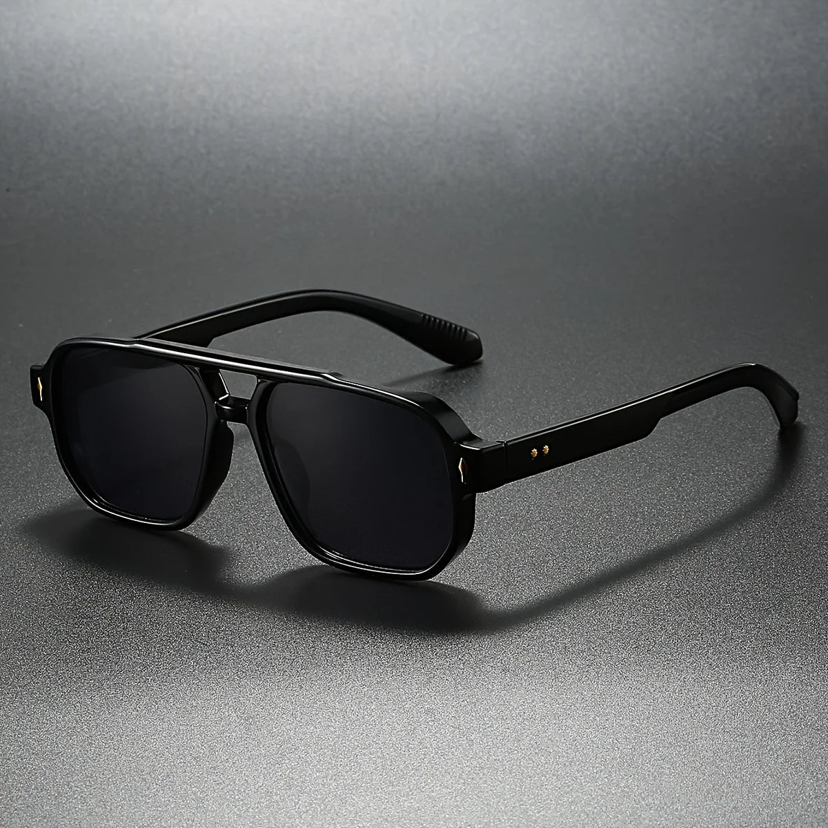 Verdan - Tinted Frame Sunglasses