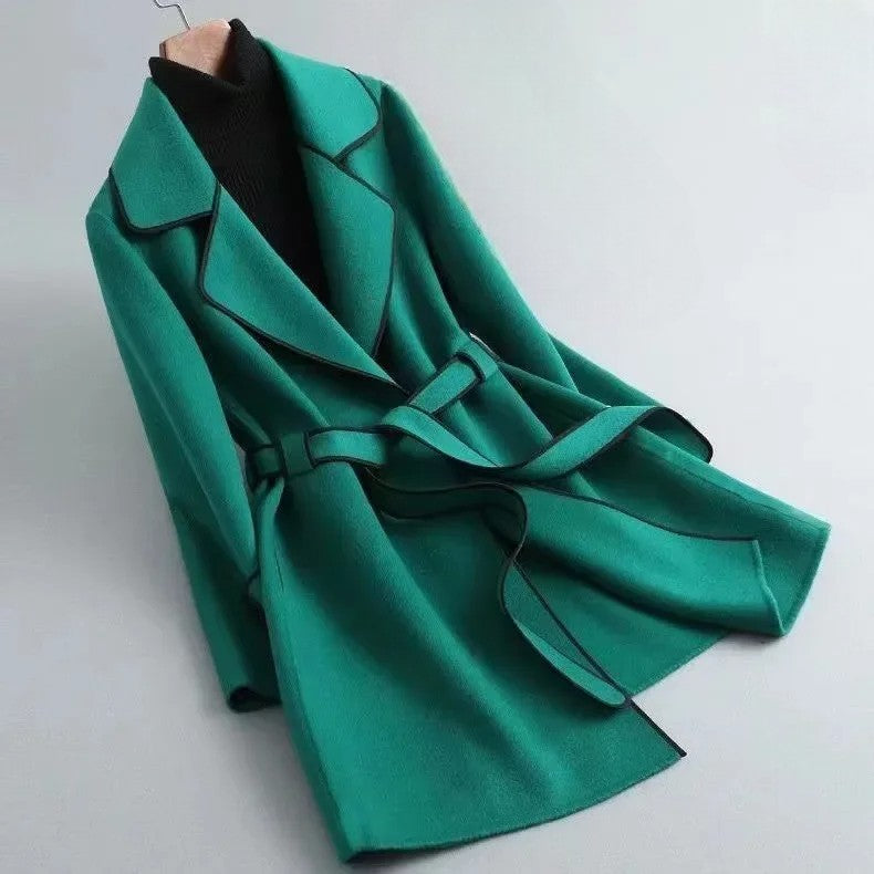 Célora - Contrast Trim Wrap Coat