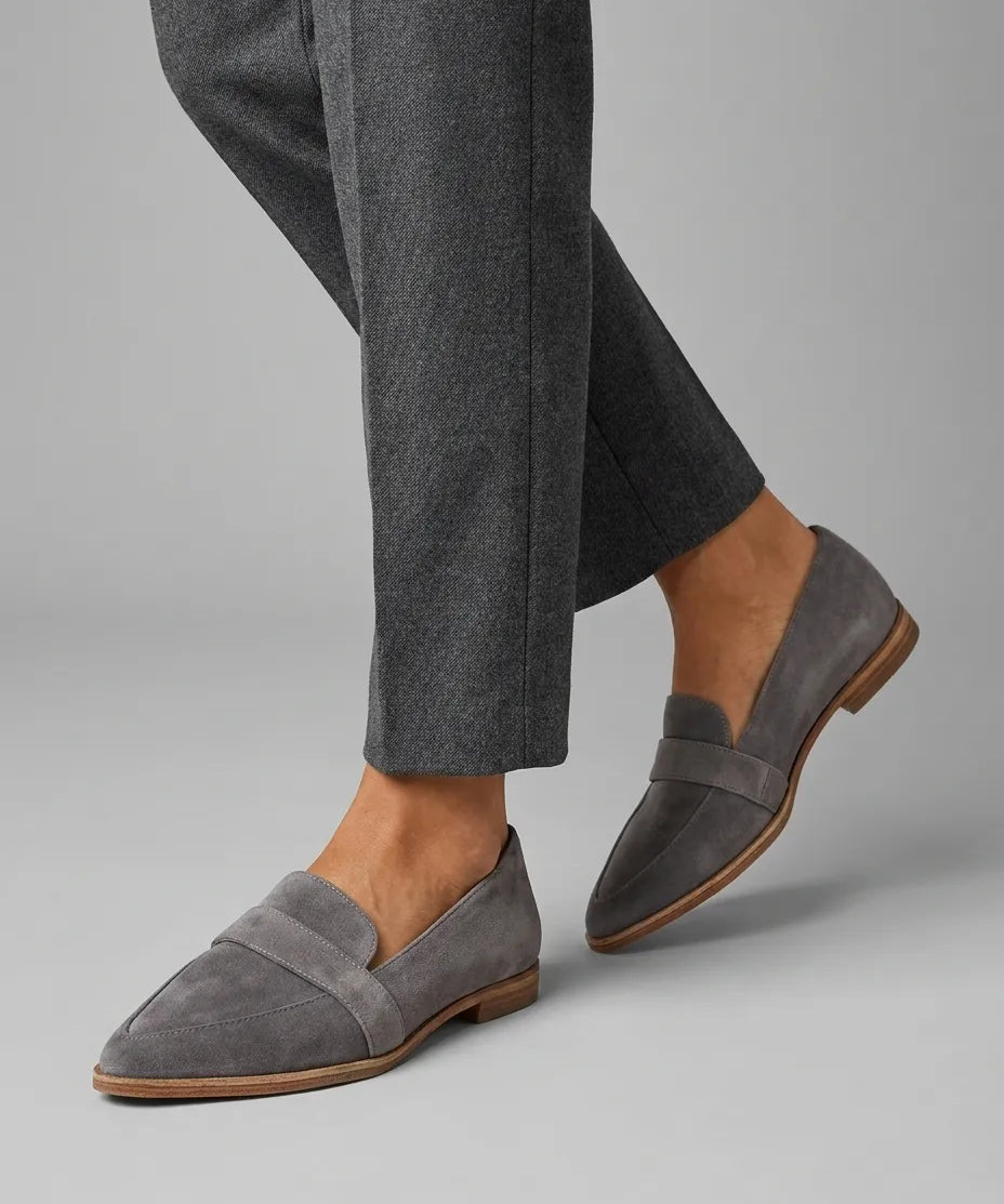 Elor – Classic Suede Loafer