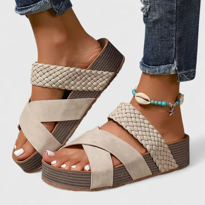 Danyzelle - Orthopedic sandals