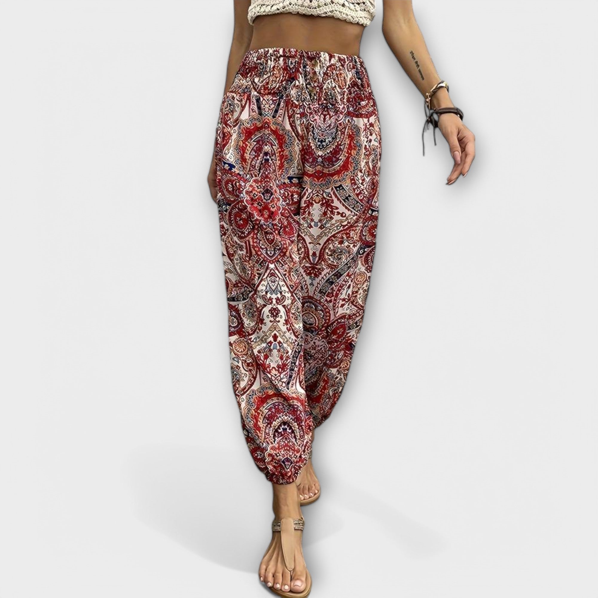 Scarlett - Tights with Ethnic Graphic