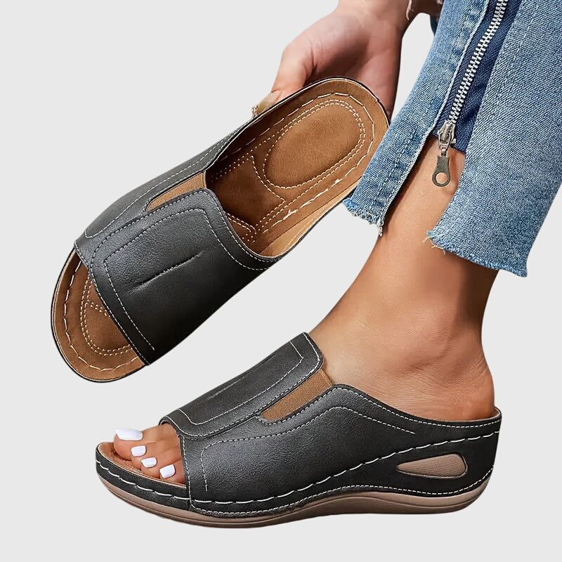 Aretha - Orthopedic sandals