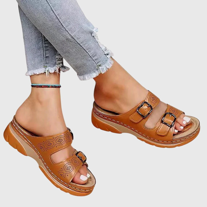 Diora - Orthopedic leather sandals