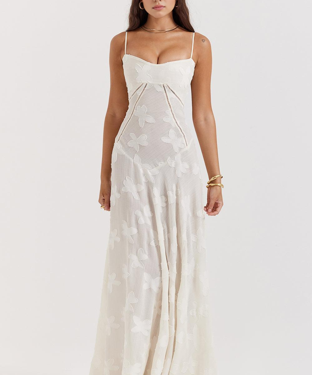 Virelle – Midnight Lace Maxi Dress