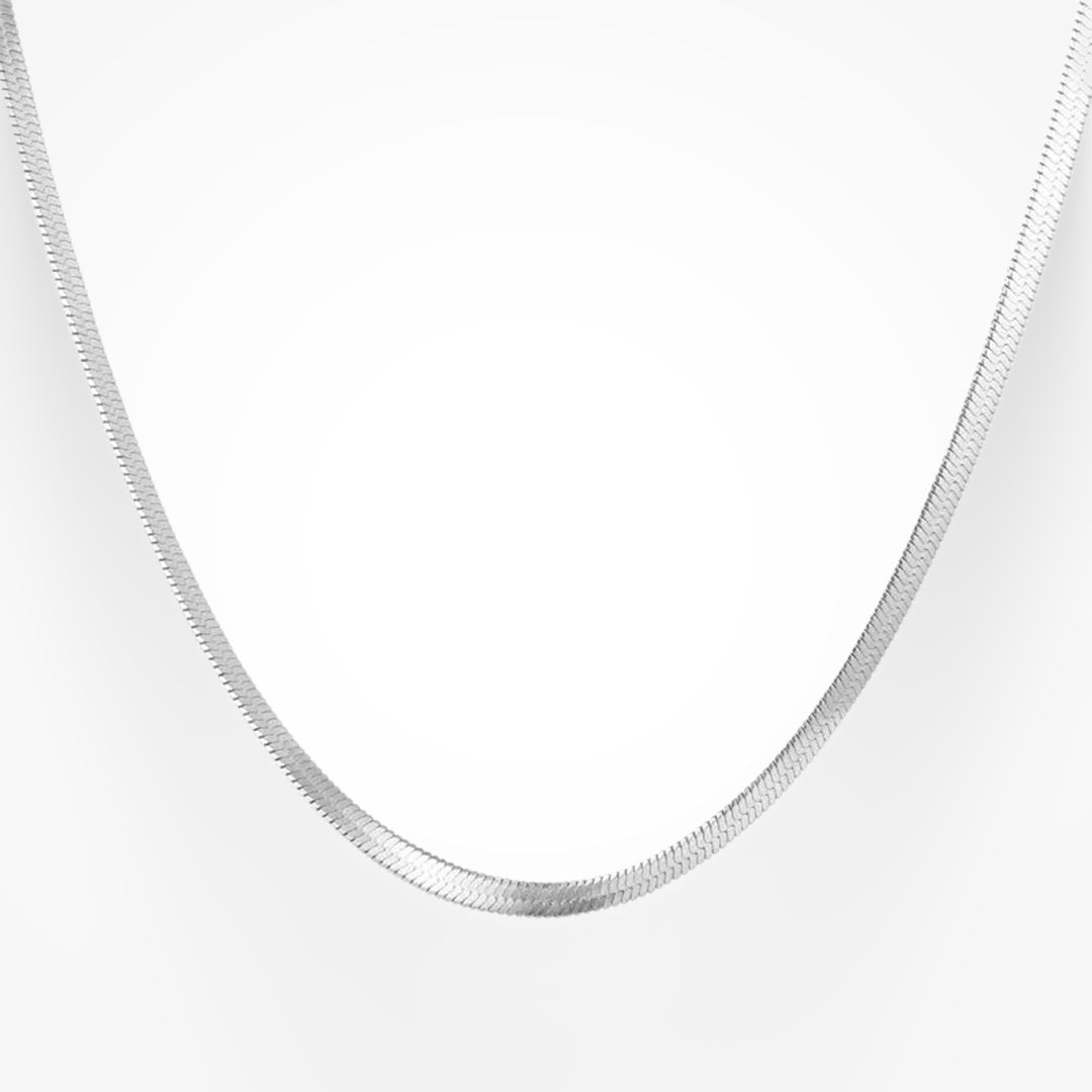 Seravelle – Golden Herringbone Necklace